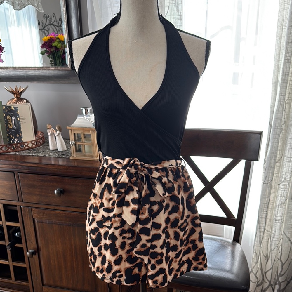 Chic Black Halter Top with Leopard Skirt
